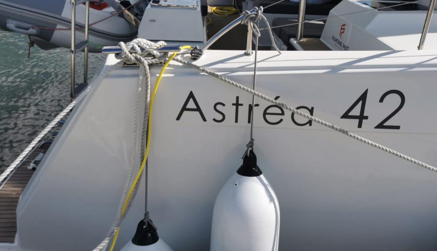 Photo #7 - Fountaine Pajot Astrea 42 - 4 + 2 cab. (PRESTIGE) in Propriano - 36387