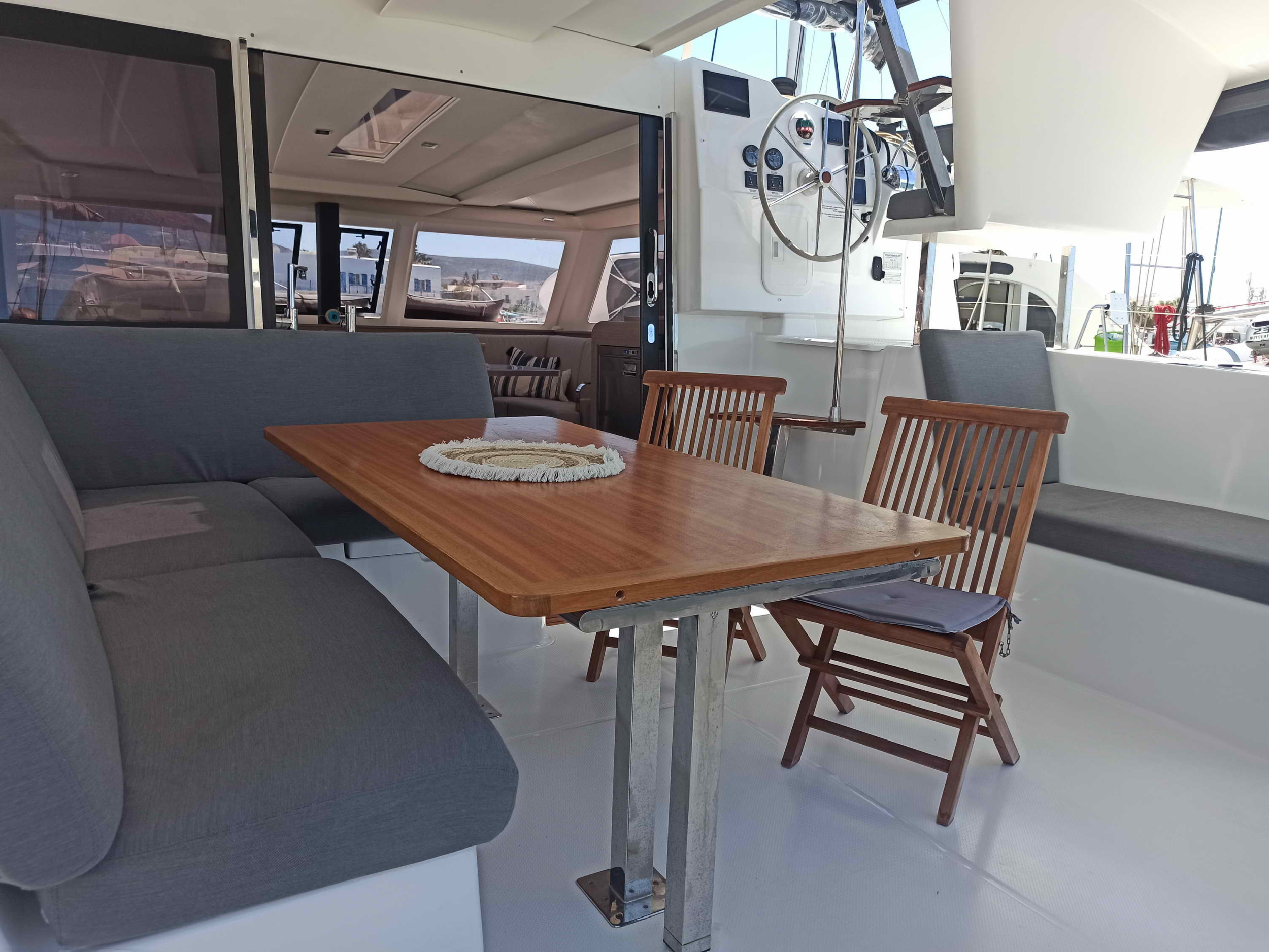 Photo #5 - Fountaine Pajot Isla 40 - 4 + 1 cab. (PRESTIGE) in Paros - 36388