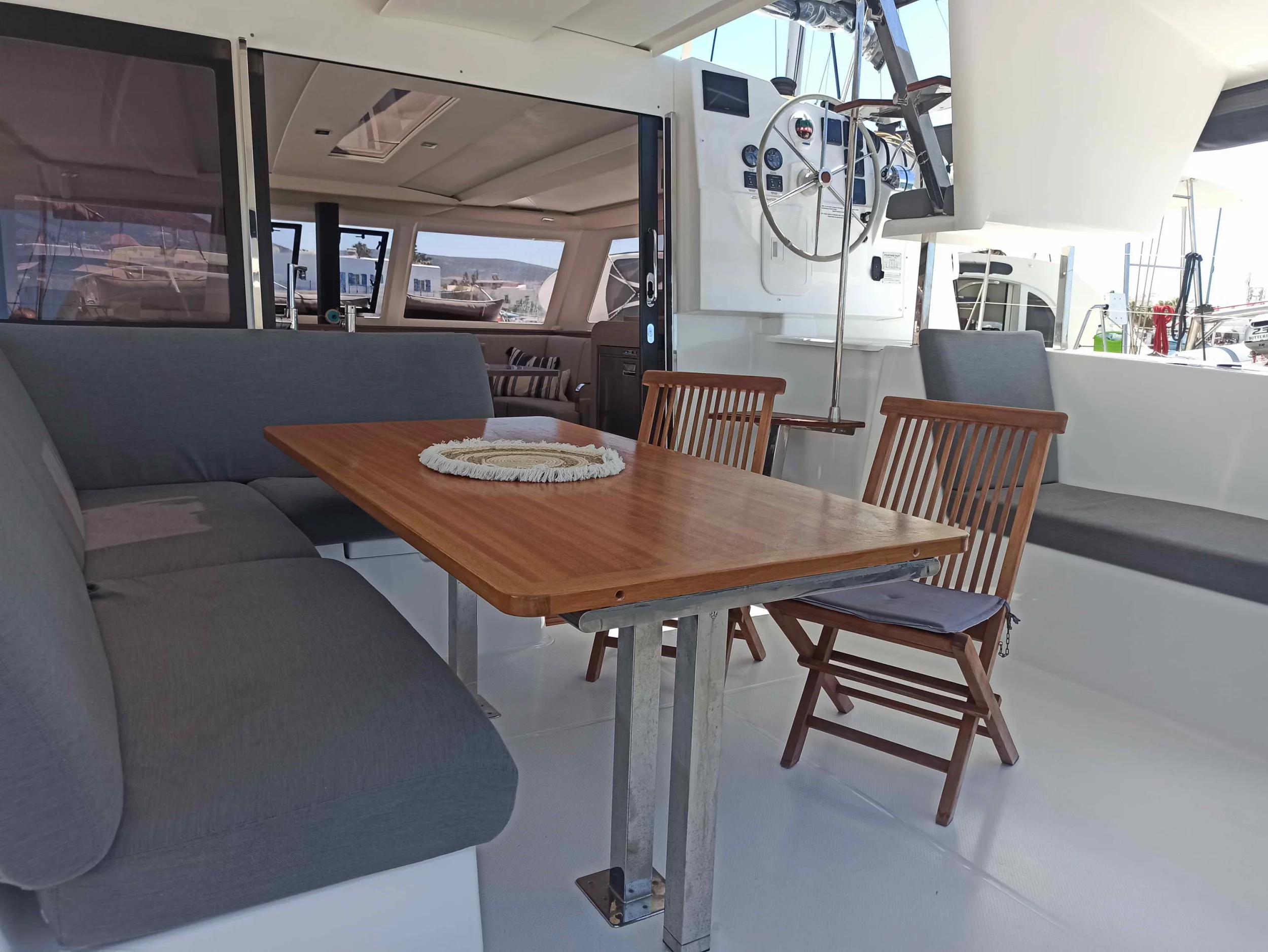 Fountaine Pajot Isla 40 - 4 + 1 cab. (PRESTIGE)  - 4