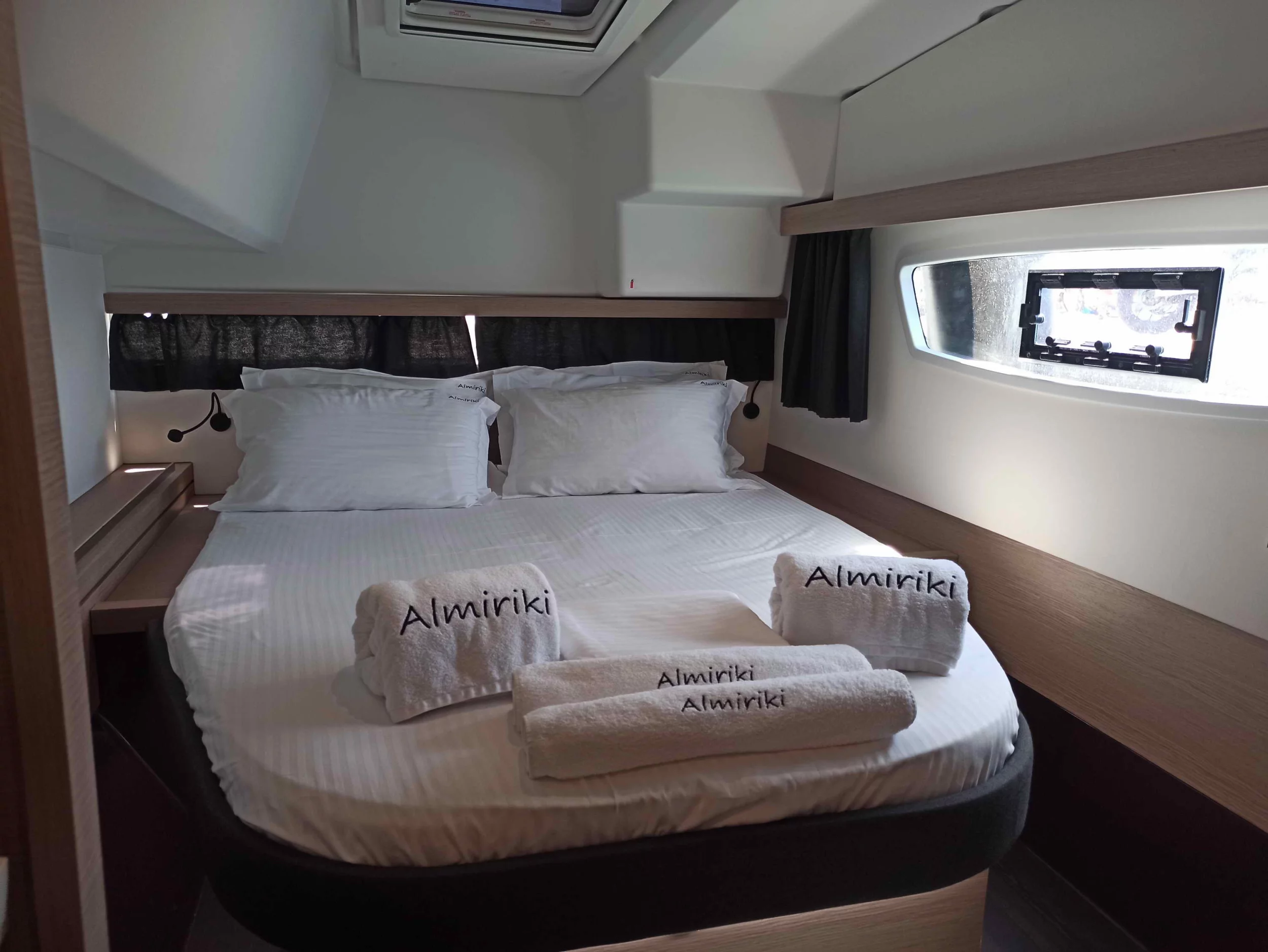 Fountaine Pajot Isla 40 - 4 + 1 cab. (PRESTIGE)  - 11