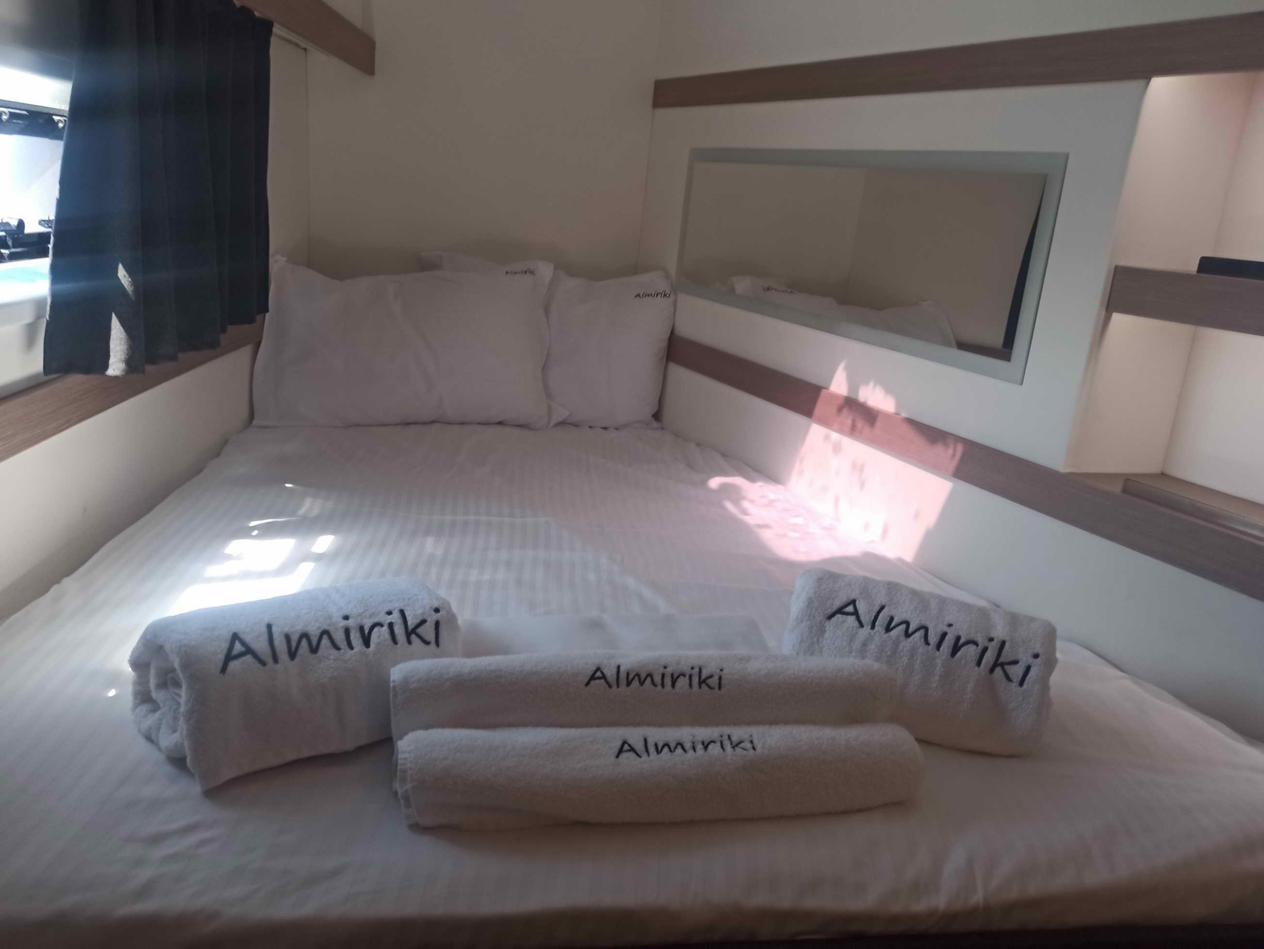 Photo #15 - Fountaine Pajot Isla 40 - 4 + 1 cab. (PRESTIGE) in Paros - 36388