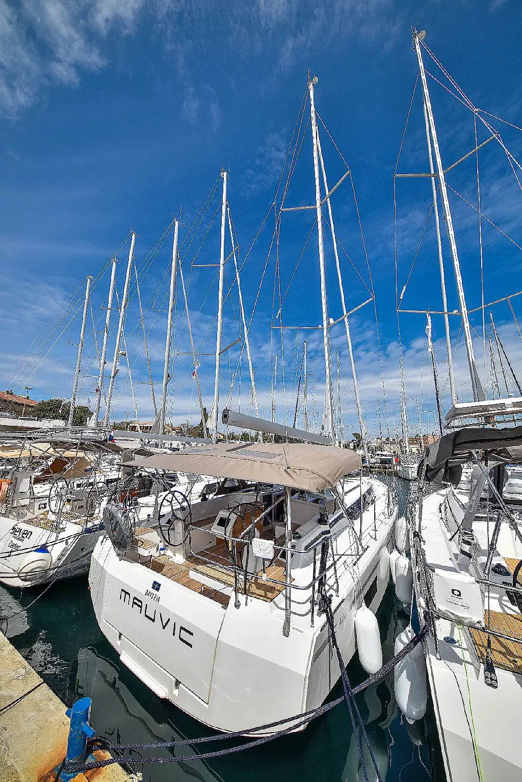 Bavaria C42 (PRESTIGE)  - 3