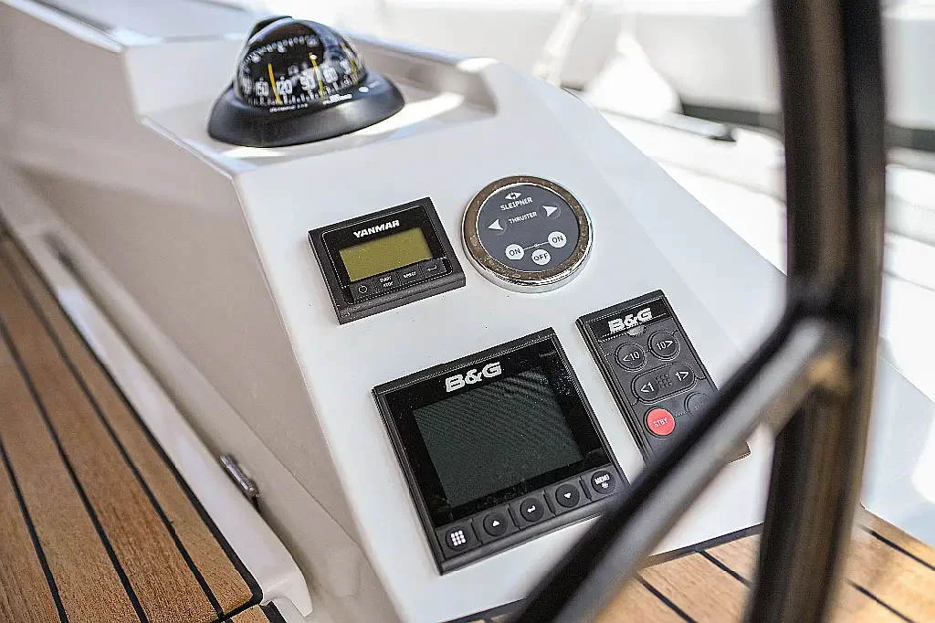 Bavaria C42 (PRESTIGE)  - 11