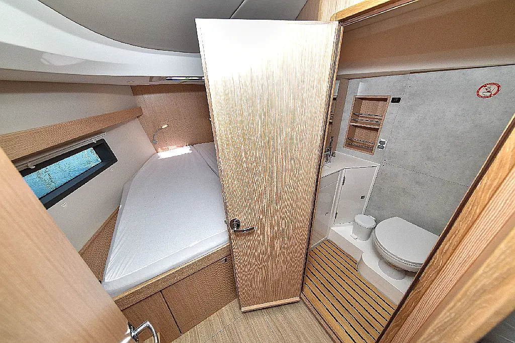 Photo #24 - Bavaria C42 (PRESTIGE) in Zadar - 36392