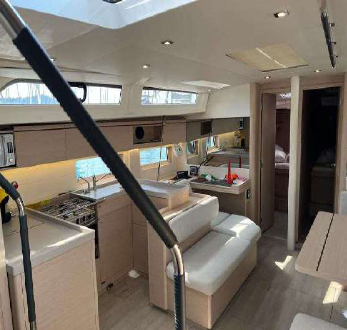 Photo #12 - Oceanis 51.1 - 5 + 1 cab. (PRESTIGE) en Capo d'Orlando - 36396