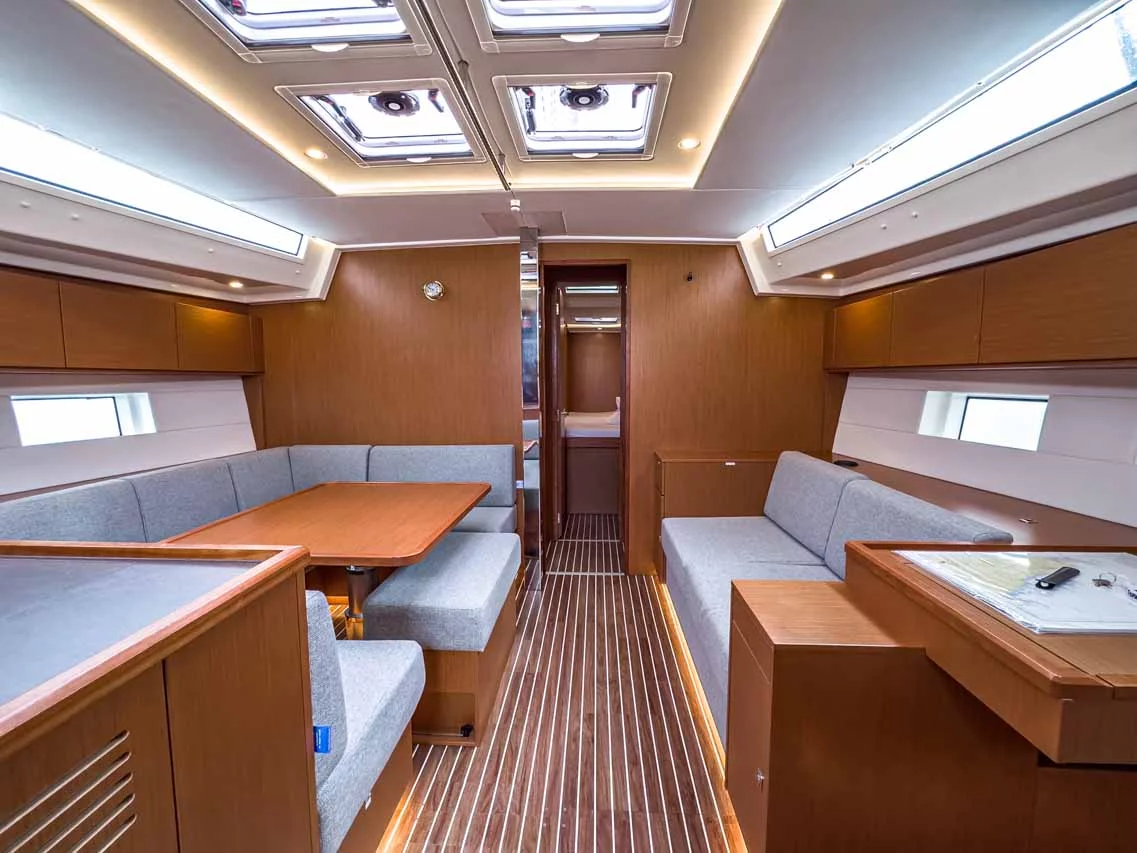 Bavaria C50 Holiday - 5 + 1 cab. (Topas)  - 10