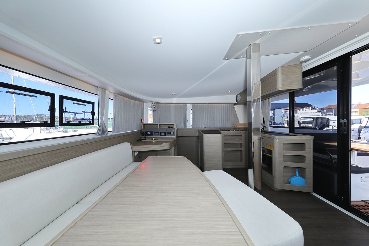 Photo #12 - Lagoon 42 - 4 + 2 cab. (Sail la Vie) in Pirovac - 36423