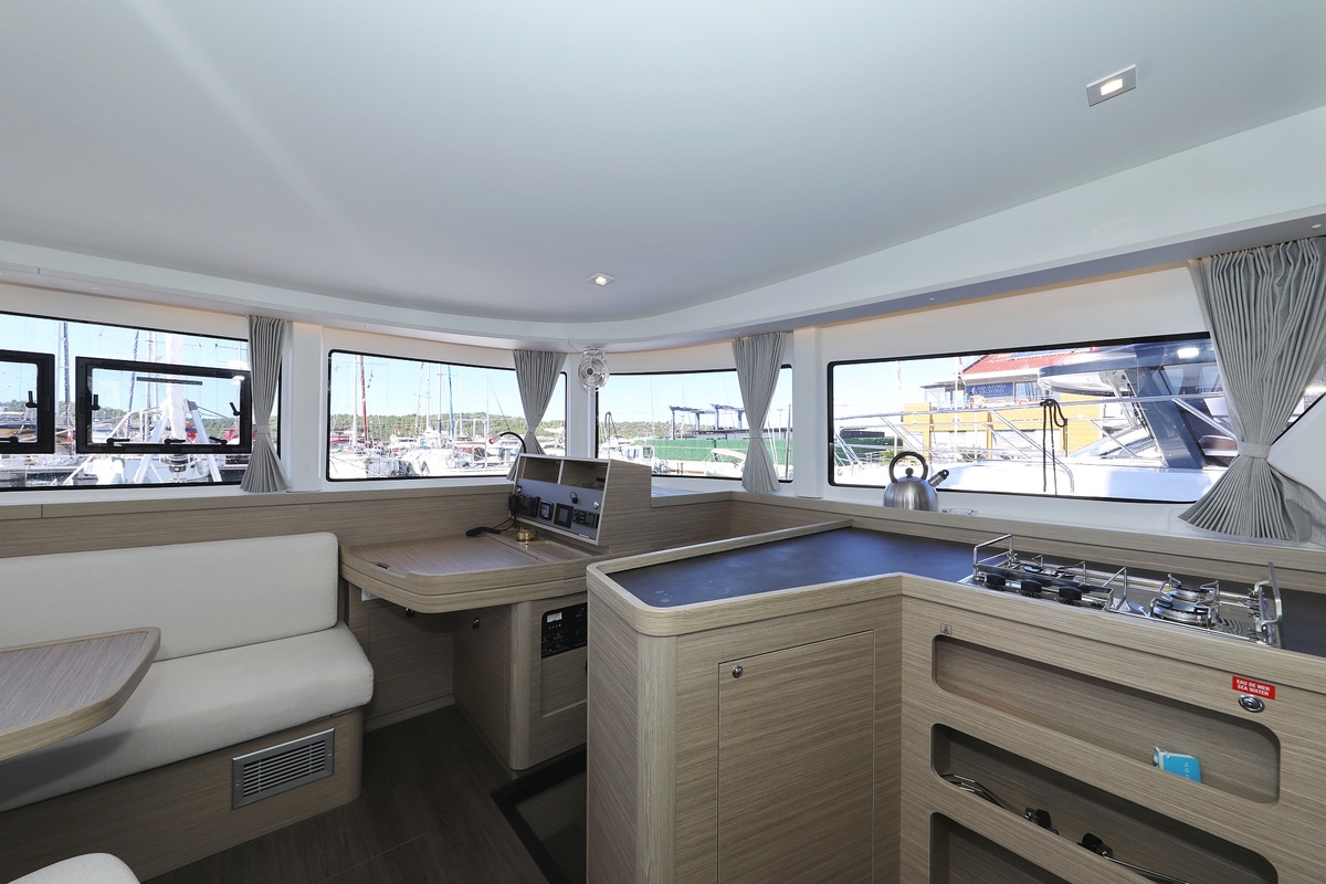 Photo #15 - Lagoon 42 - 4 + 2 cab. (Sail la Vie) in Pirovac - 36423