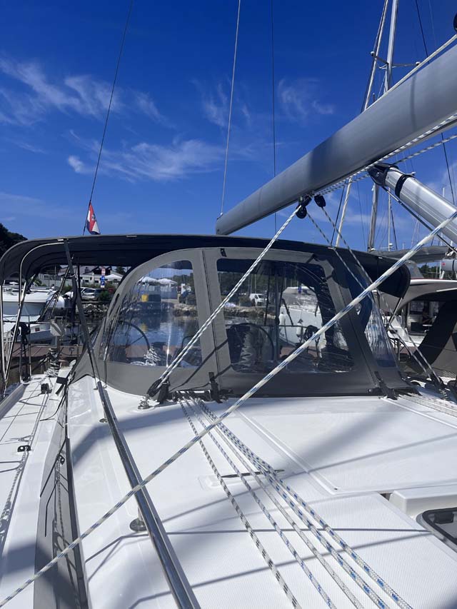 Photo #5 - Bavaria C38 (Mojito) en Pula - 36429