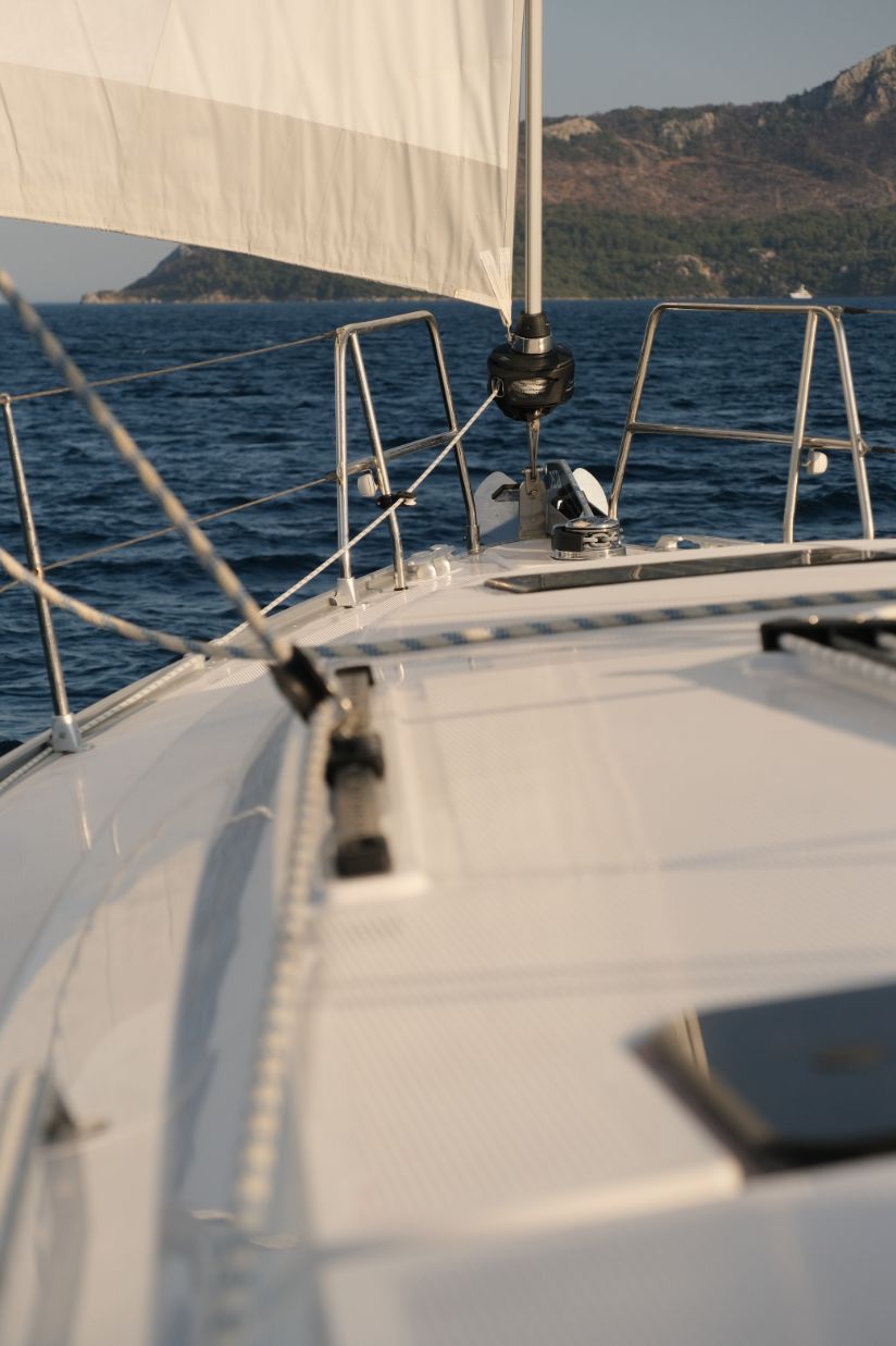 Photo #11 - Bavaria C42 (Donuha) in Marmaris - 36442