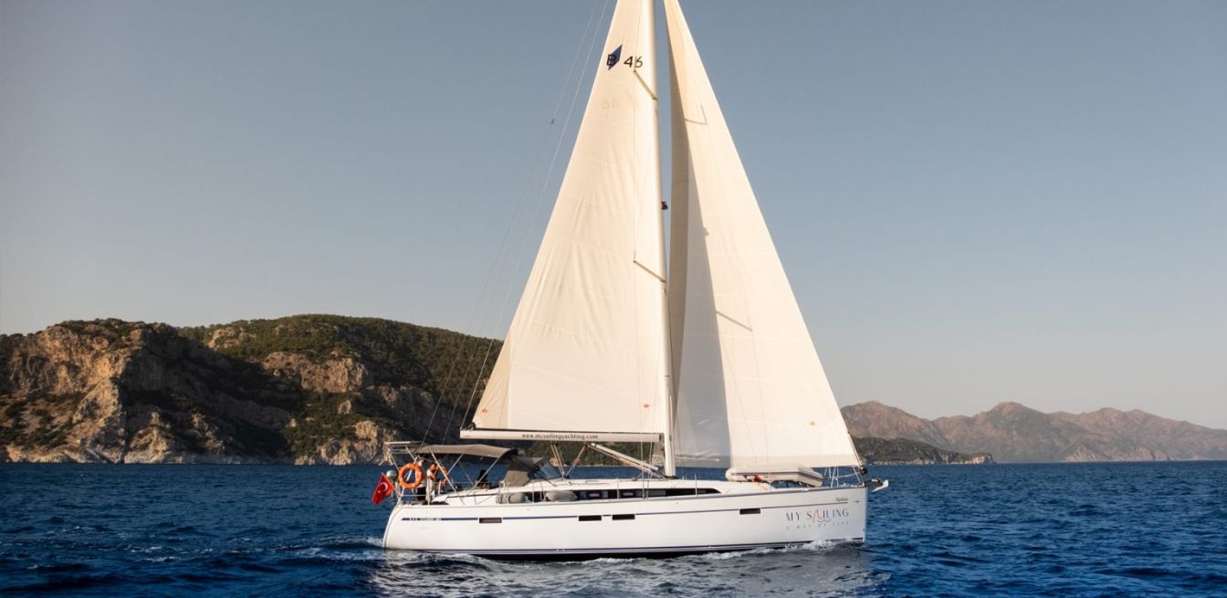 Photo #6 - Bavaria C42 (Donuha) in Marmaris - 36442