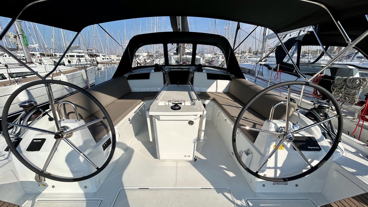 Photo #6 - Oceanis 40.1 (Valkyrie) en Corfou - 36448