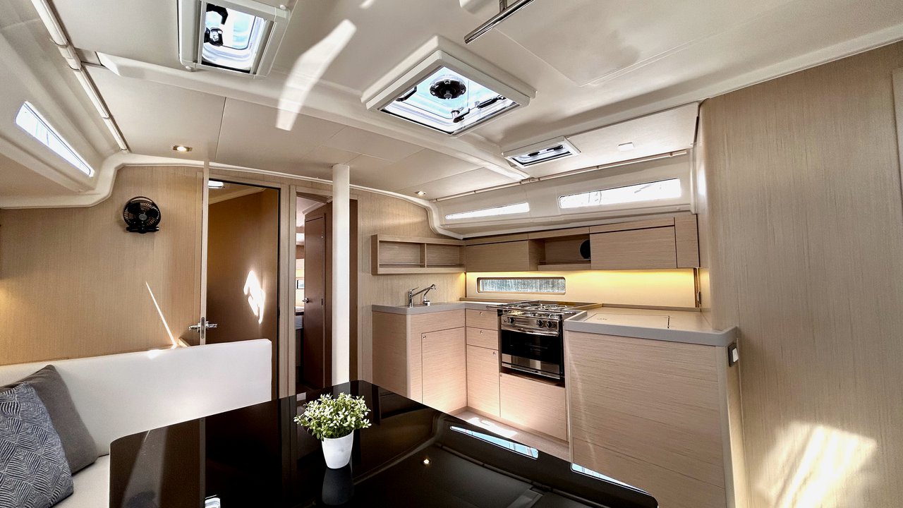 Photo #11 - Oceanis 40.1 (Valkyrie) en Corfou - 36448