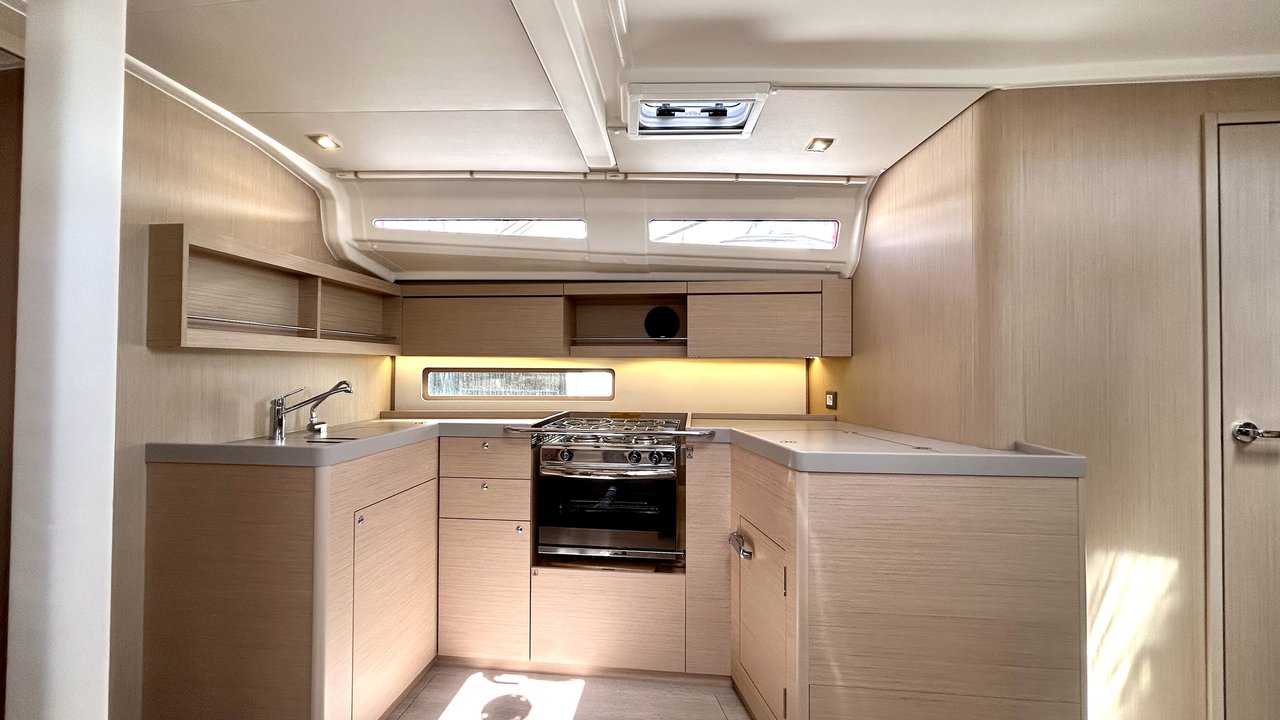 Photo #12 - Oceanis 40.1 (Valkyrie) en Corfou - 36448