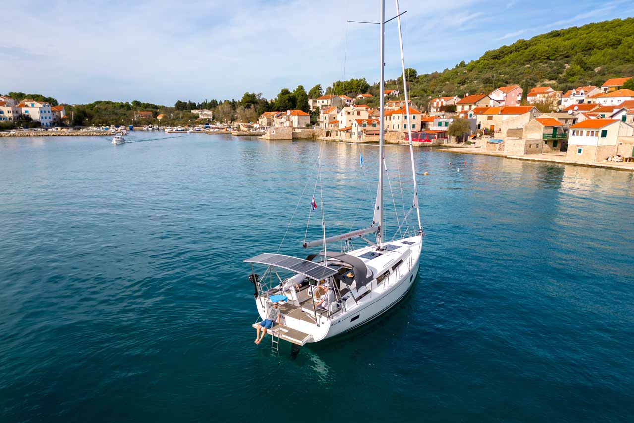 Photo #6 - Hanse 388 (Daydream) in Sibenik - 36457