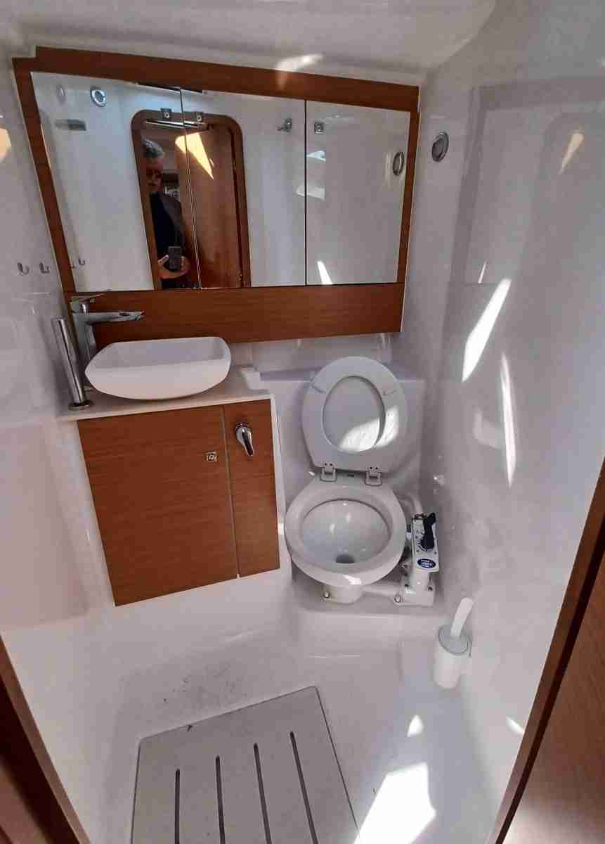 Photo #10 - Dufour 430 (PRESTIGE) in Rodi Garganico - 36461