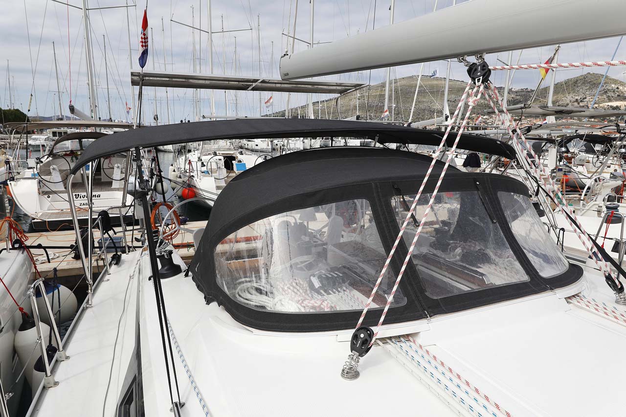 Photo #5 - Bavaria Cruiser 46 Style - 4 cab. (Cala Mawa) in Trogir - 36466