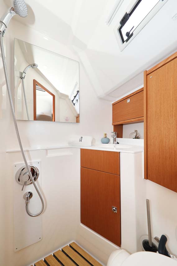 Photo #33 - Bavaria Cruiser 46 Style - 4 cab. (Cala Mawa) in Trogir - 36466