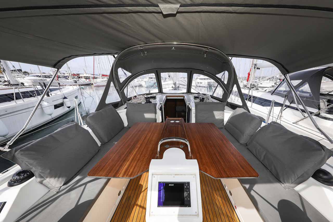 Photo #7 - Bavaria C42 (Good Times) in Trogir - 36468