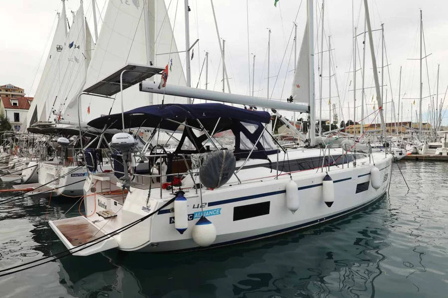 Bavaria C42 (Valentin)  - 2