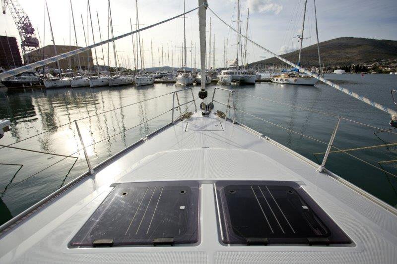 Photo #10 - Bavaria Cruiser 46 - 4 cab. (Grey Sky) in Trogir - 36488