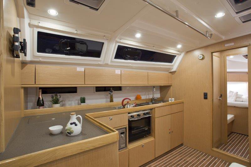 Photo #15 - Bavaria Cruiser 46 - 4 cab. (Grey Sky) in Trogir - 36488