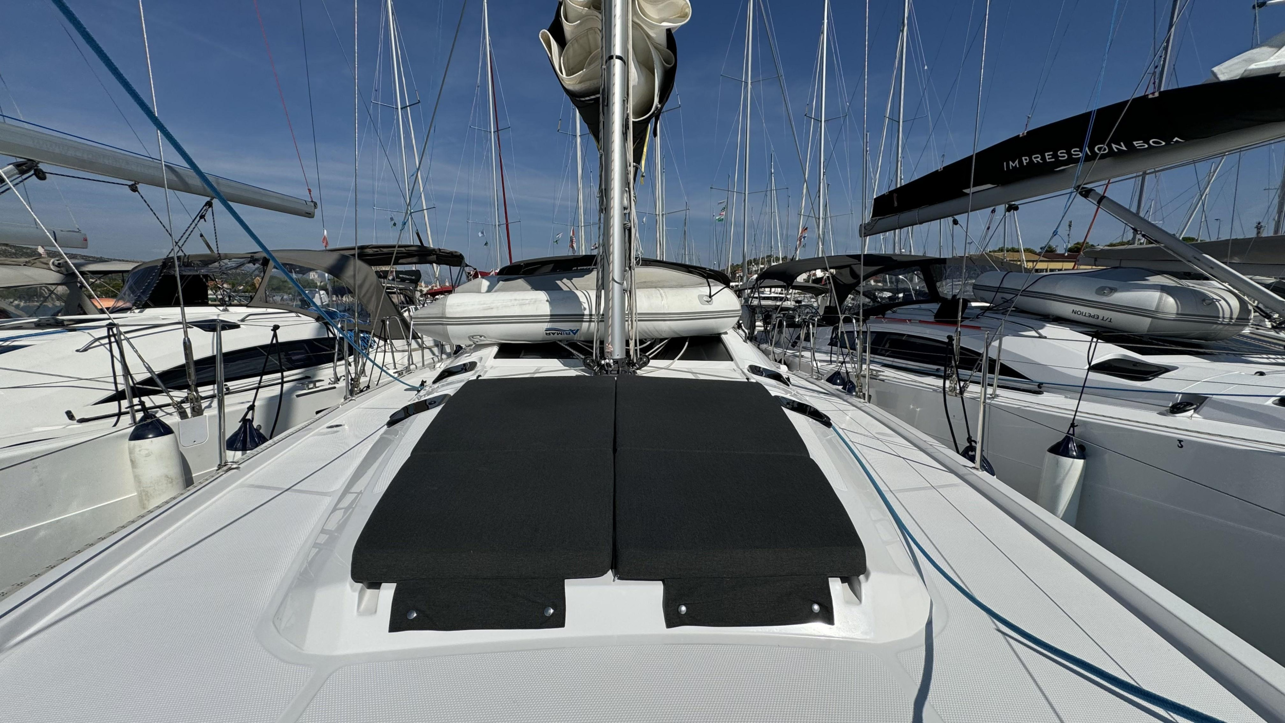 Photo #4 - Elan Impression 50.1 - 5 + 1 cab. (Do-Re-Mi) in Trogir - 36493