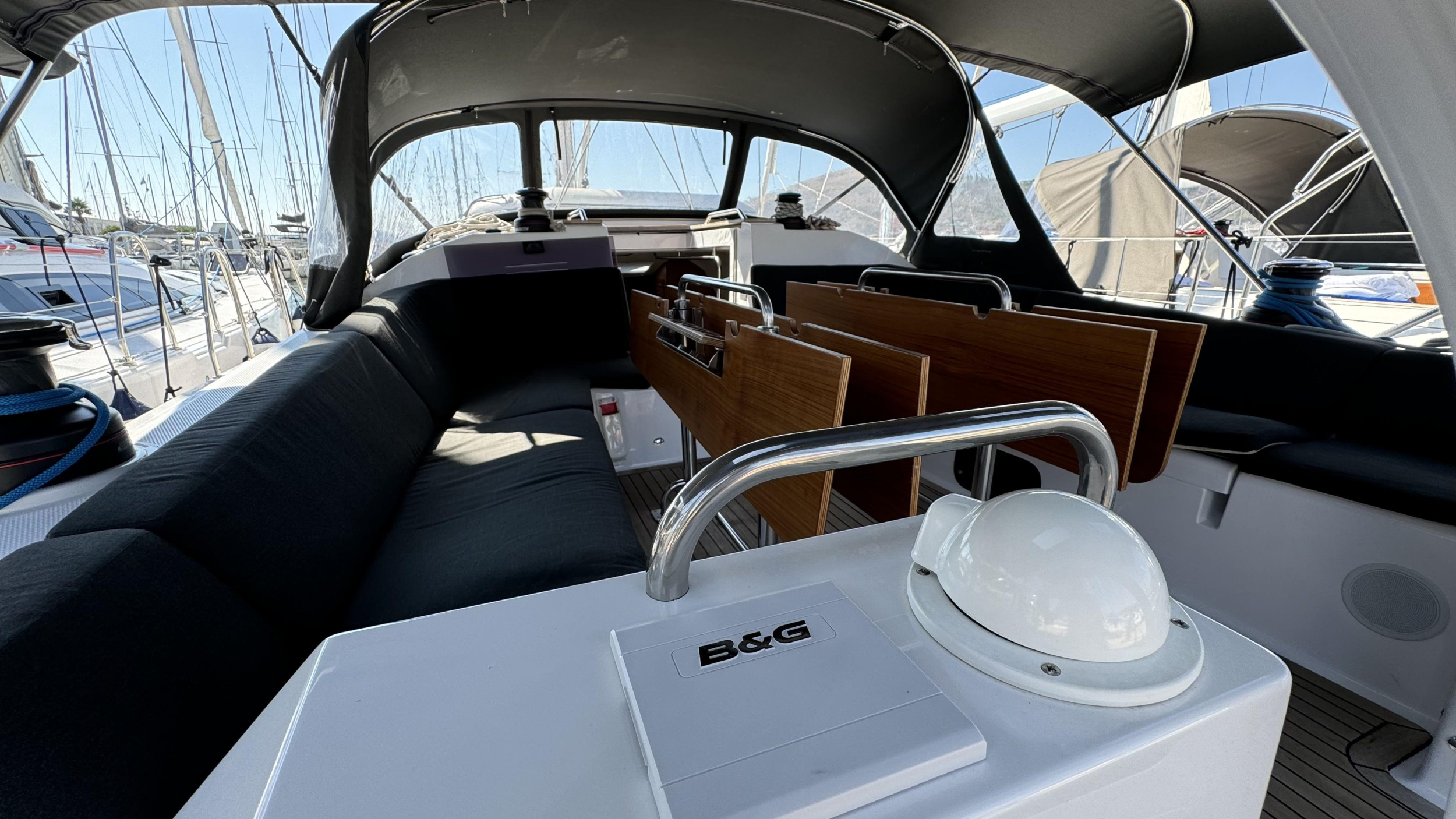 Photo #10 - Elan Impression 50.1 - 5 + 1 cab. (Do-Re-Mi) in Trogir - 36493