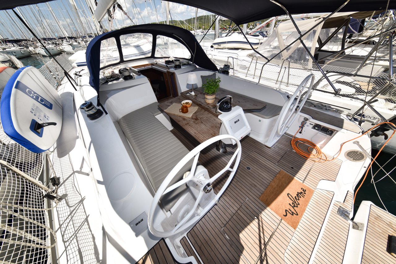 Photo #11 - Bavaria Cruiser 46 - 4 cab. (Borgo Erizzo) en Sukosan - 36499