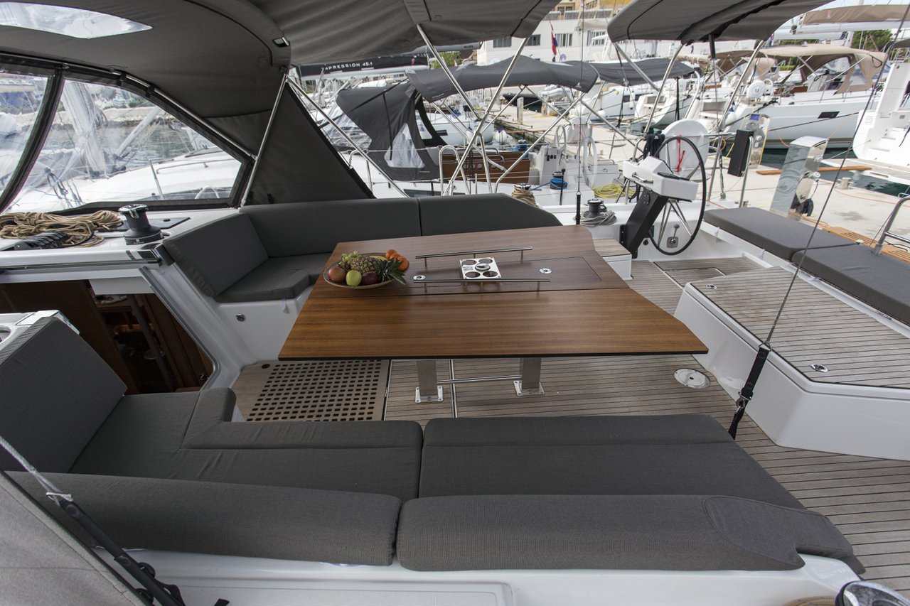 Photo #15 - Dufour 530 (Sonja) in Trogir - 36501