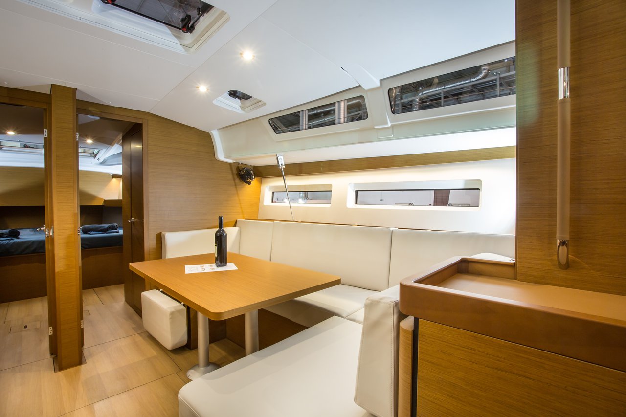 Photo #4 - Sun Odyssey 490 - 4 + 1 cab. (Wanderlust) in Athens - 36505
