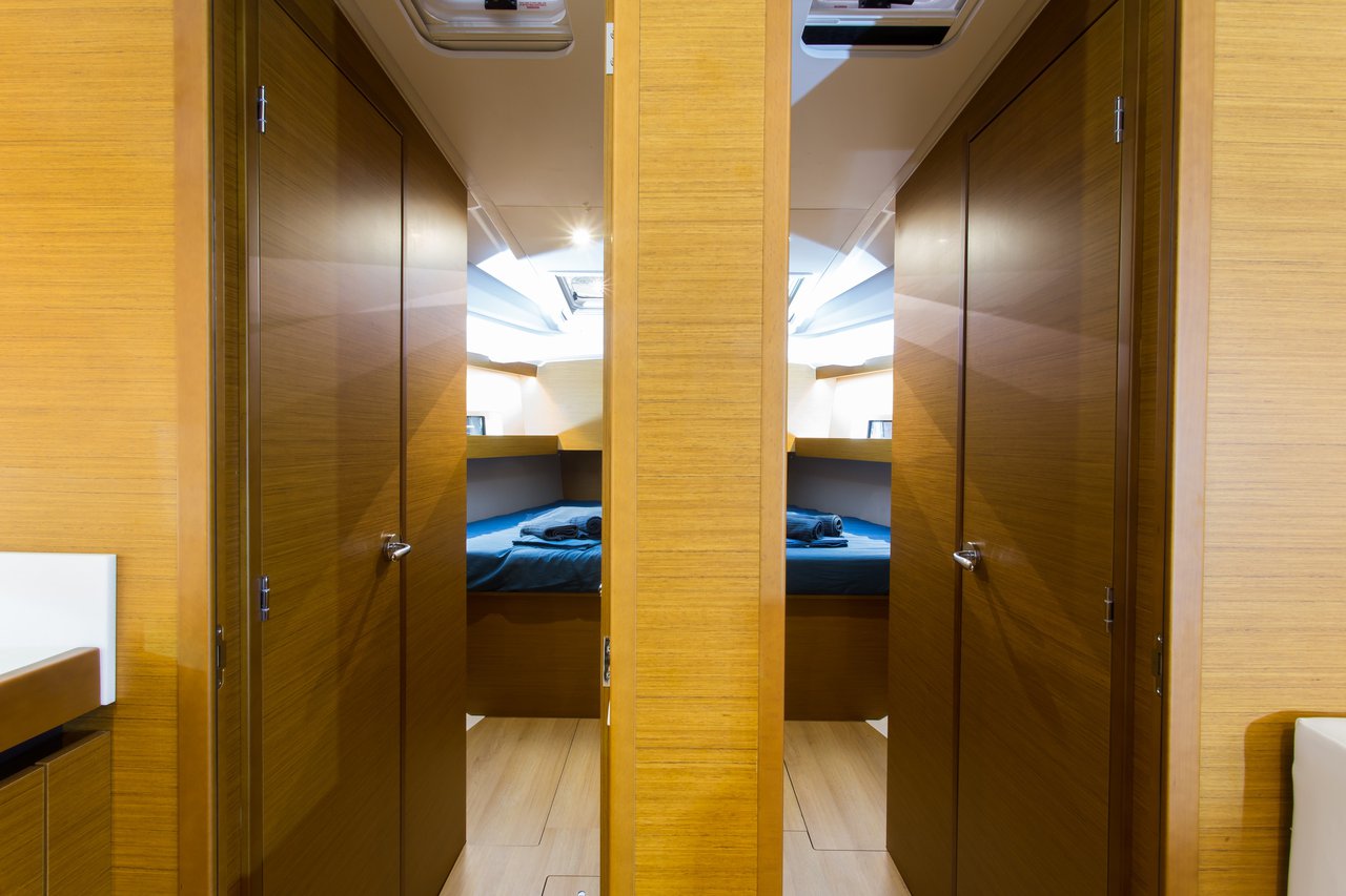Photo #13 - Sun Odyssey 490 - 4 + 1 cab. (Wanderlust) in Athens - 36505