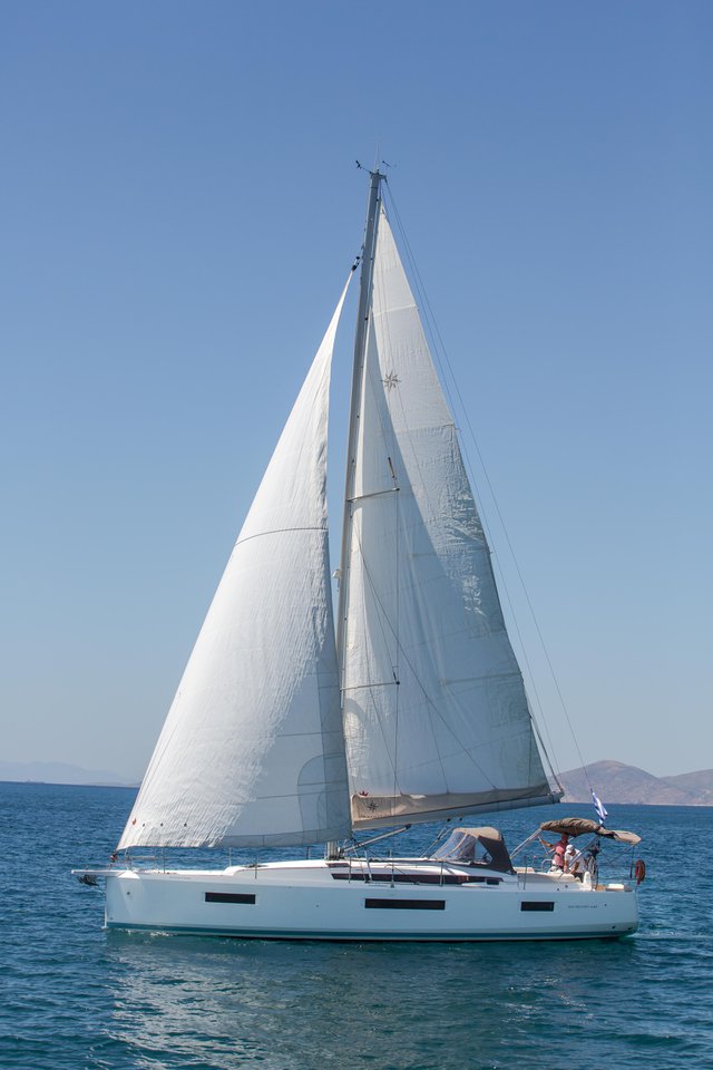 Photo #6 - Sun Odyssey 440 (Ocean Song) in Athen - 36507