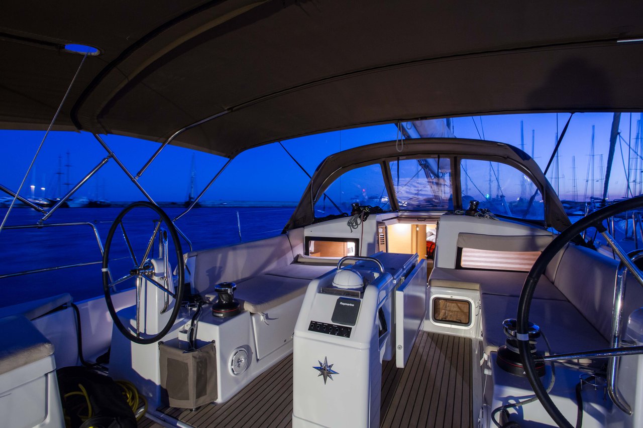Photo #15 - Sun Odyssey 440 (Ocean Song) in Athen - 36507