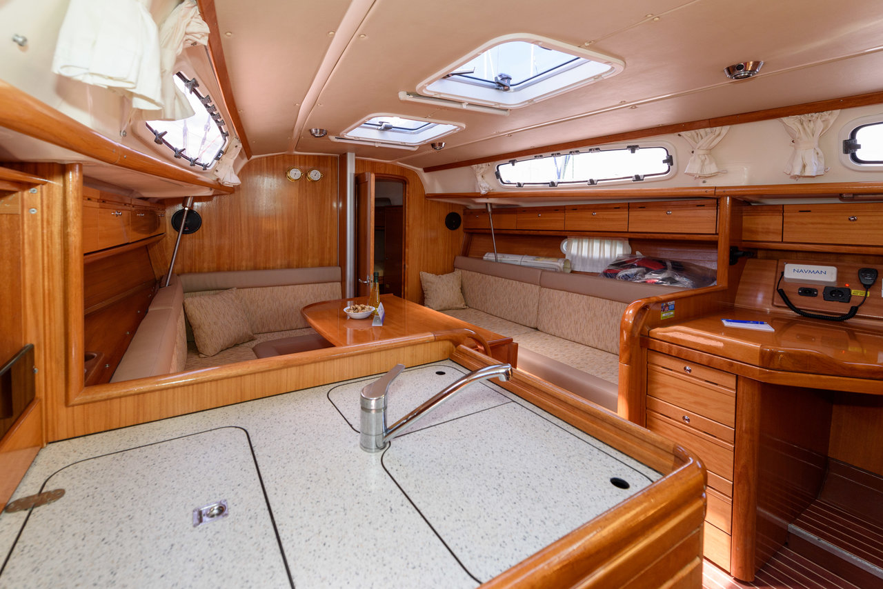 Photo #5 - Bavaria 34 Cruiser - 2 cab. (Bimbo) in Trogir - 36518