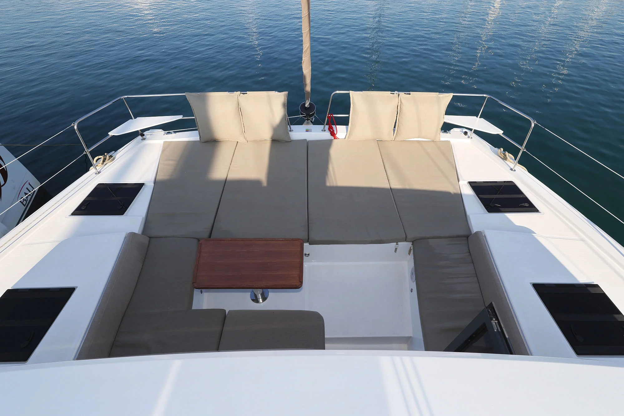 Bali 4.4 - 4 + 2 cab. (Trinity)  - 7