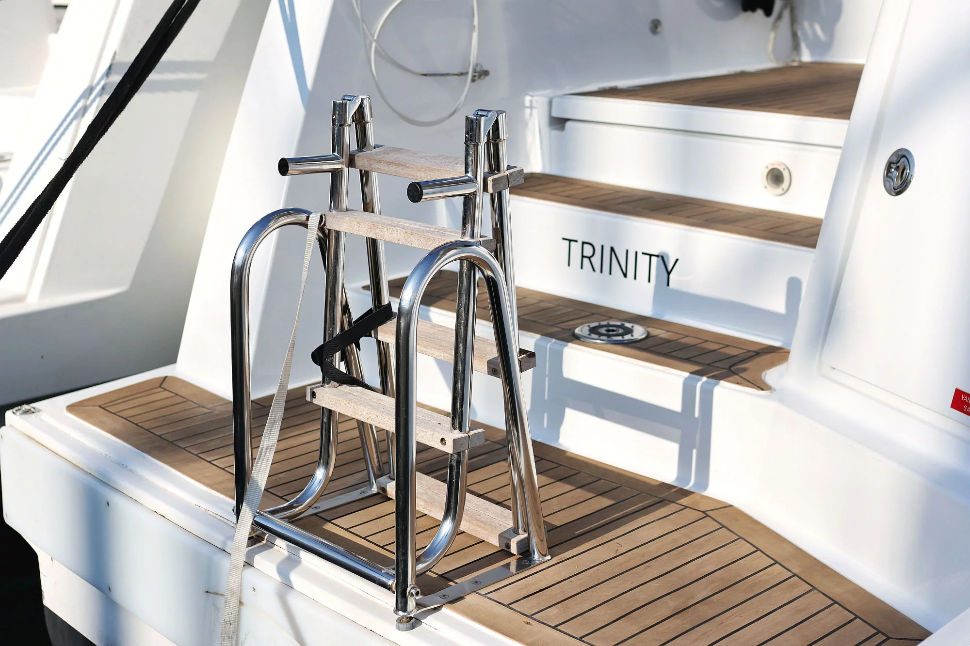 Bali 4.4 - 4 + 2 cab. (Trinity)  - 13