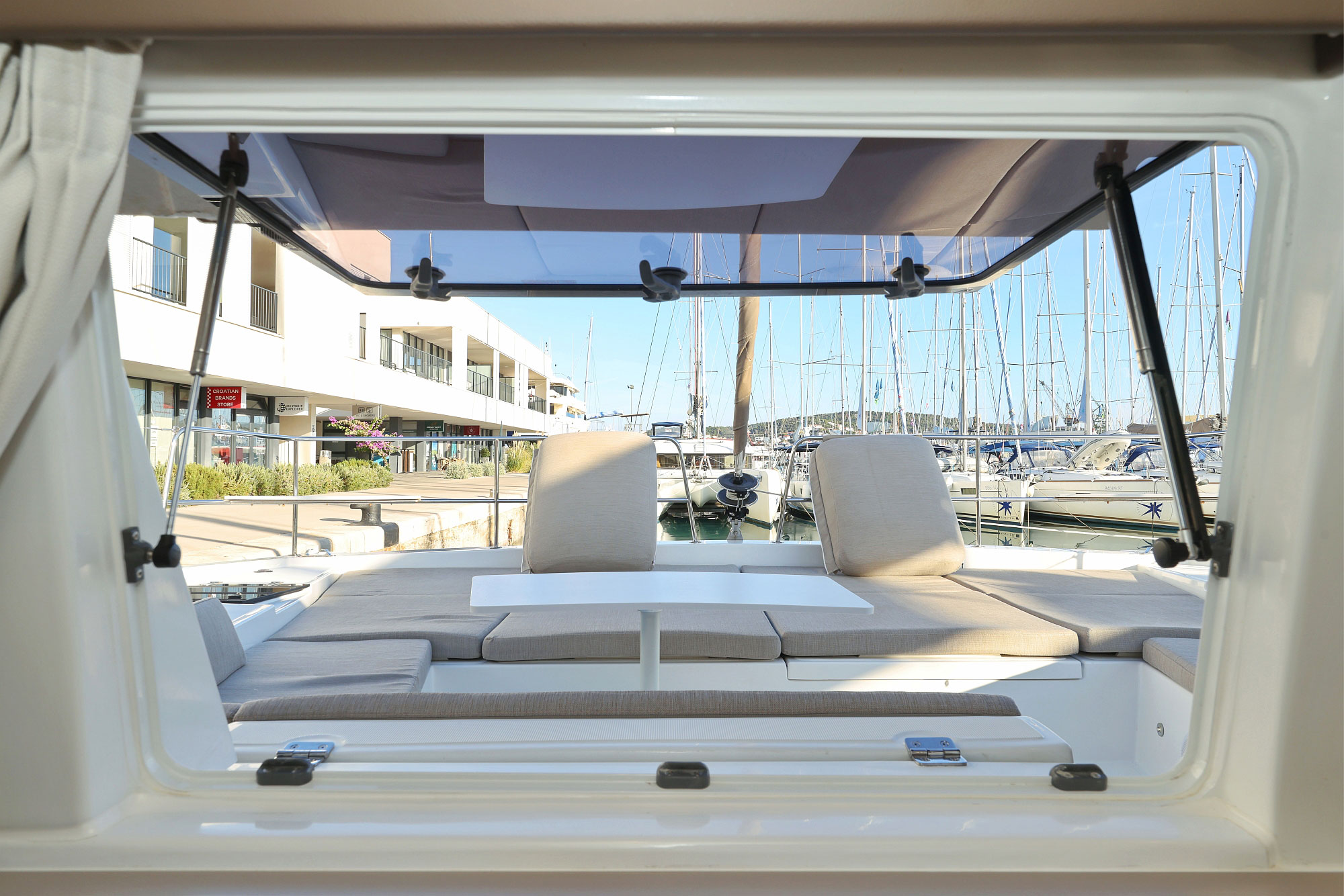Photo #9 - Bali 4.2 - 4 + 1 cab. (Bellatrix) in Trogir - 36544
