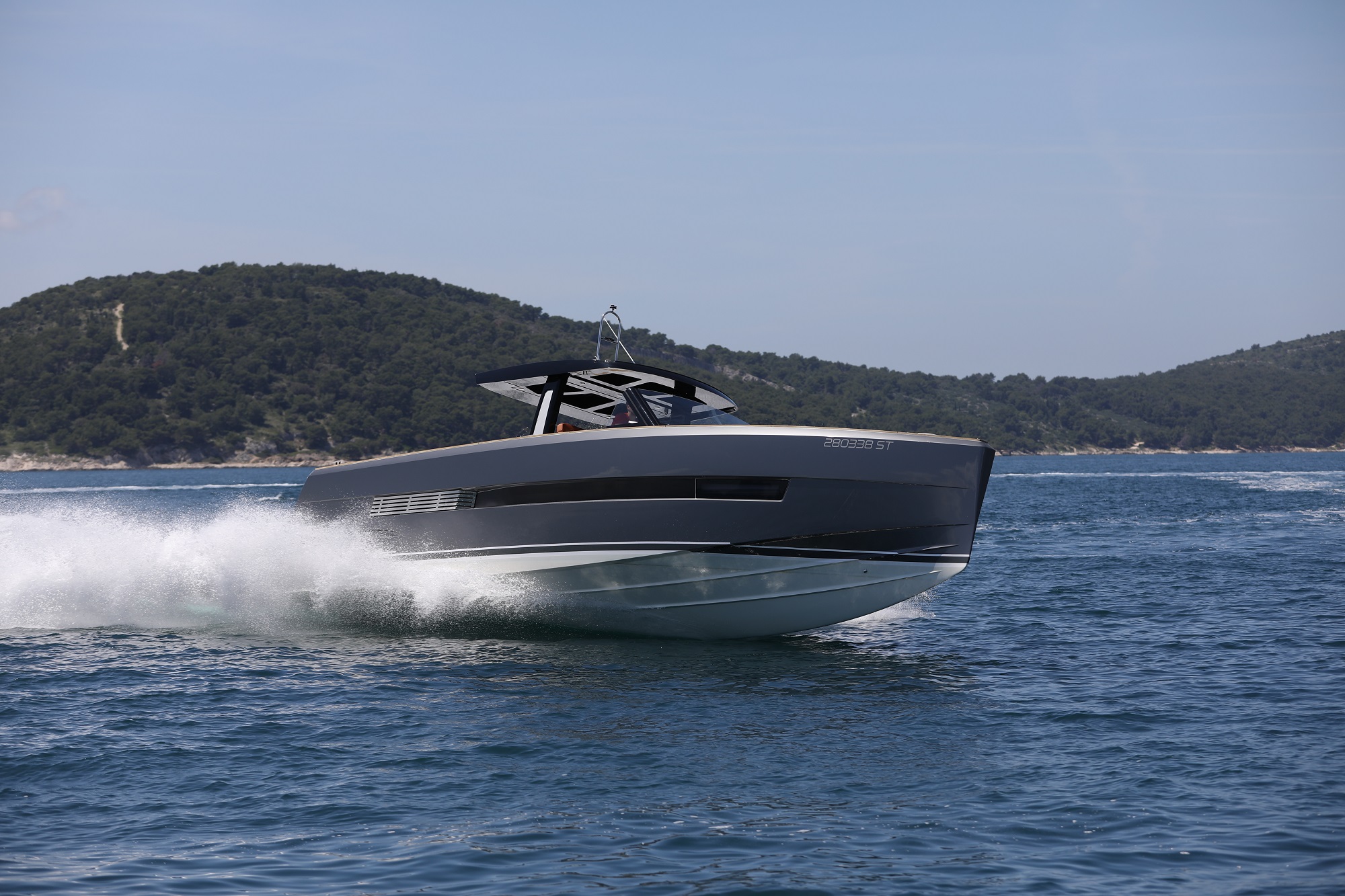 Photo #7 - Fjord 44 Open (No Name) in Kastela - 36547
