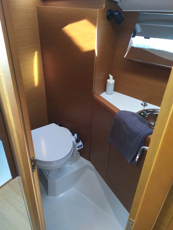Photo #16 - Sun Odyssey 349 (True elli) in Trogir - 36553