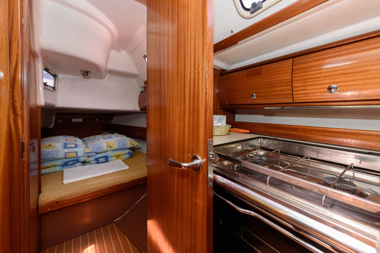 Photo #9 - Bavaria 36 (Ema) en Trogir - 36521