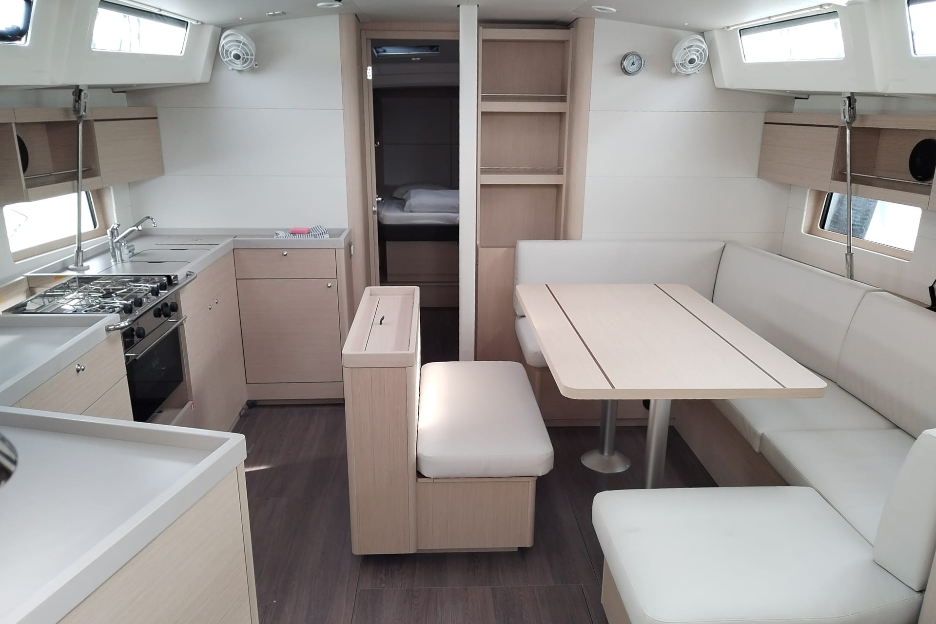 Photo #7 - Oceanis 46.1 - 4 cab. (Rocket) in Krk - 36563