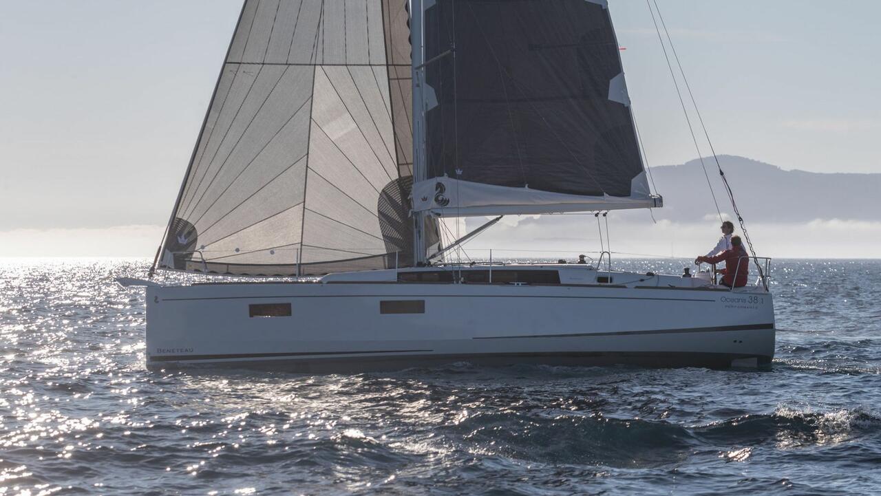 Photo #6 - Oceanis 38.1 (Lukas) in rogoznica - 36565