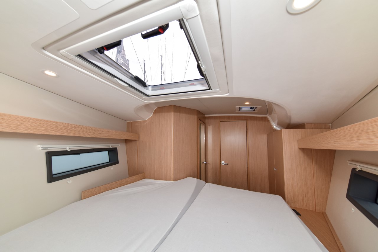 Photo #23 - Bavaria C42 (Mauvic) en Zadar - 36607