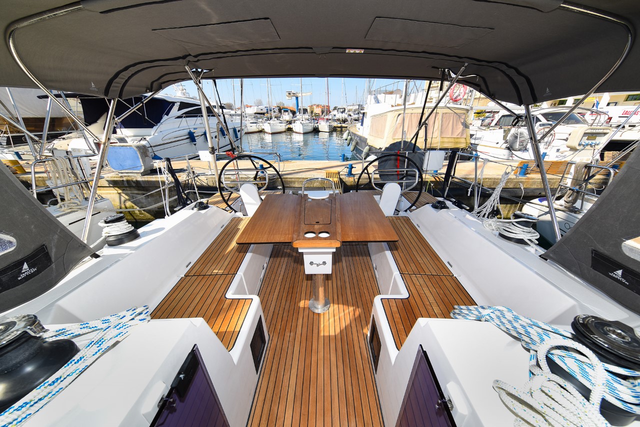 Photo #14 - Bavaria C38 (Sea Cloud) in Zara - 36608