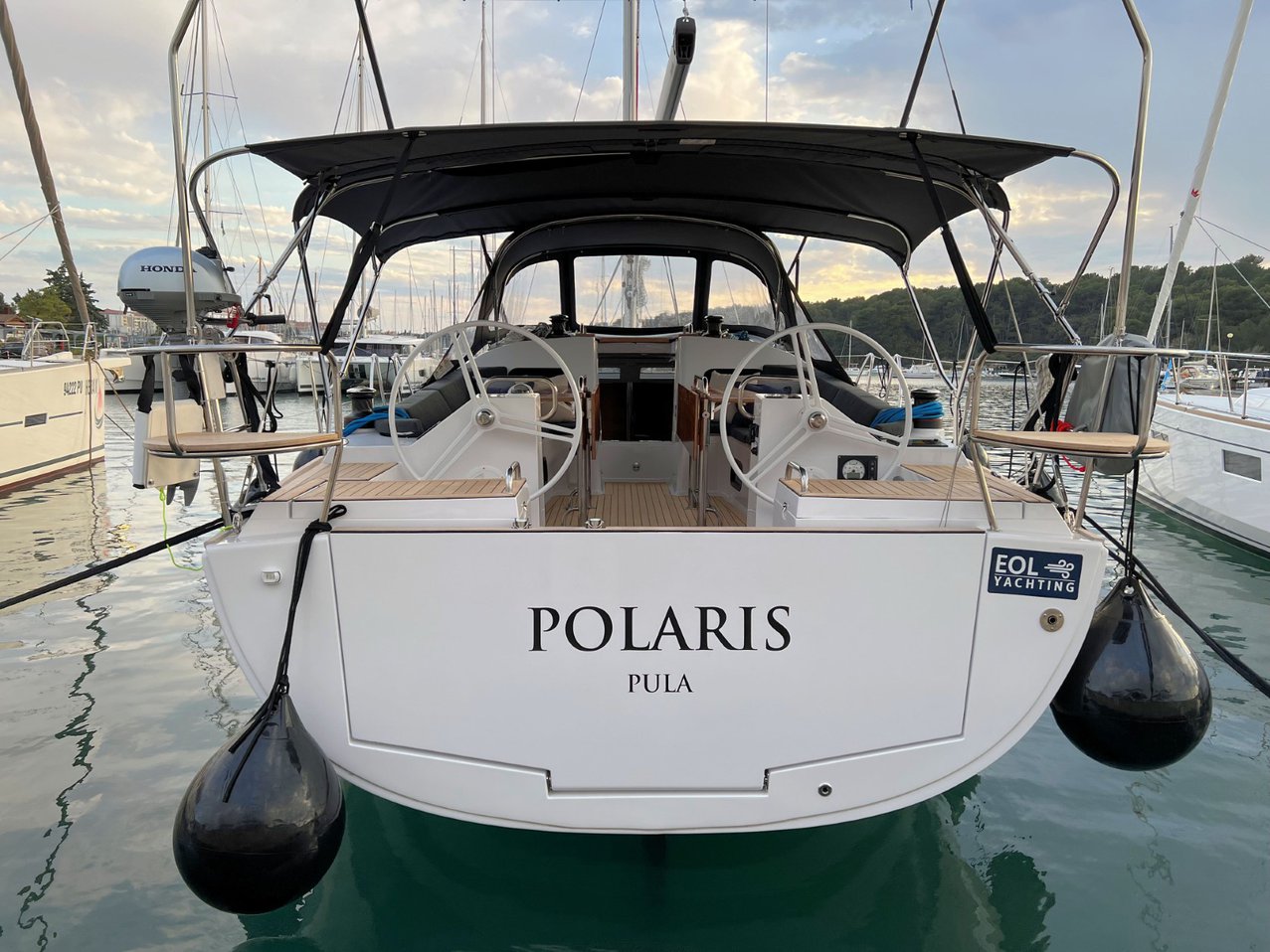 Photo #2 - Elan Impression 45.1 - 3 cab. (Polaris) en Pula - 36621