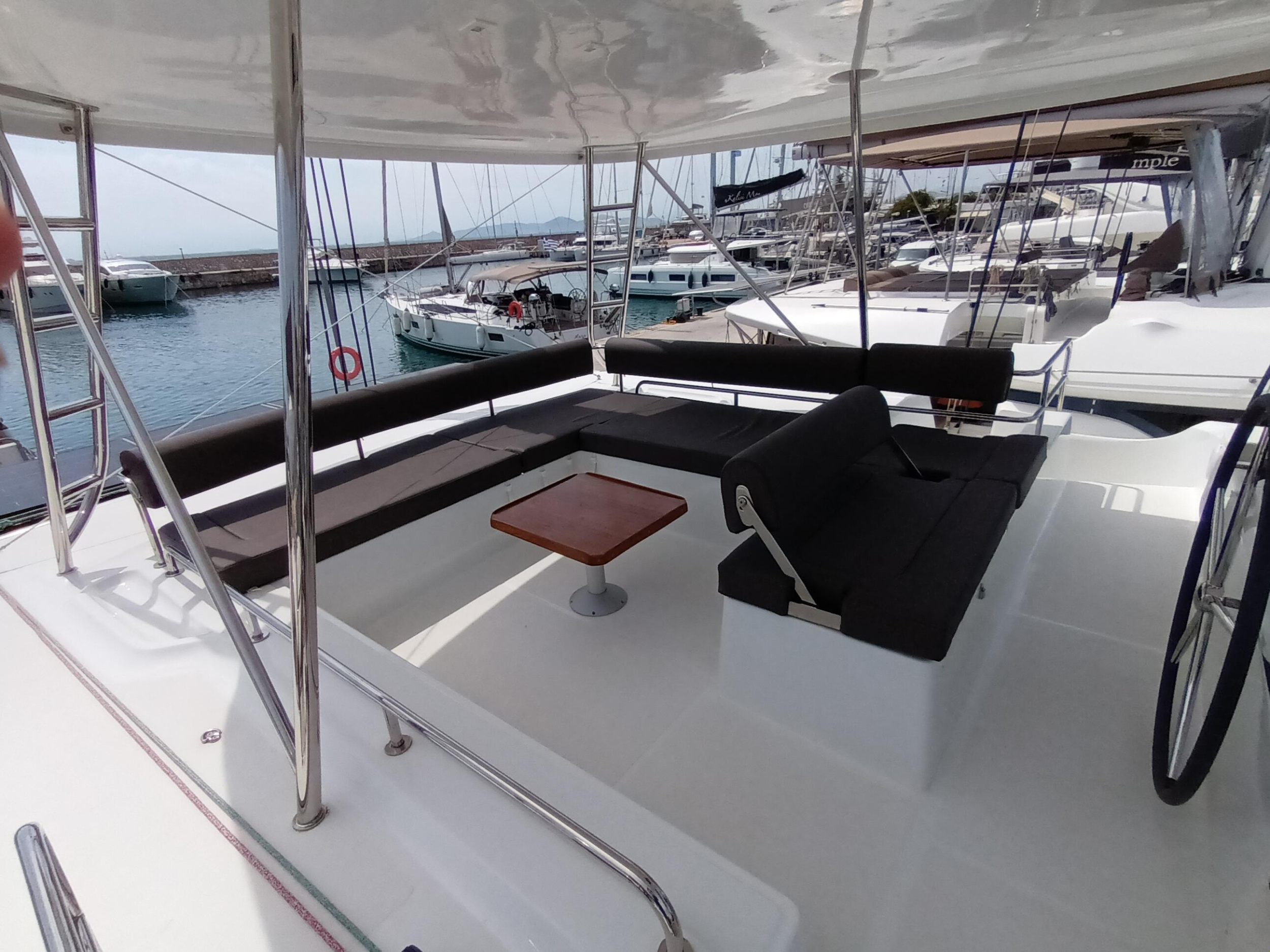 Photo #19 - Lagoon 51 - 6 cab. (Kentavros) in Atene - 36627