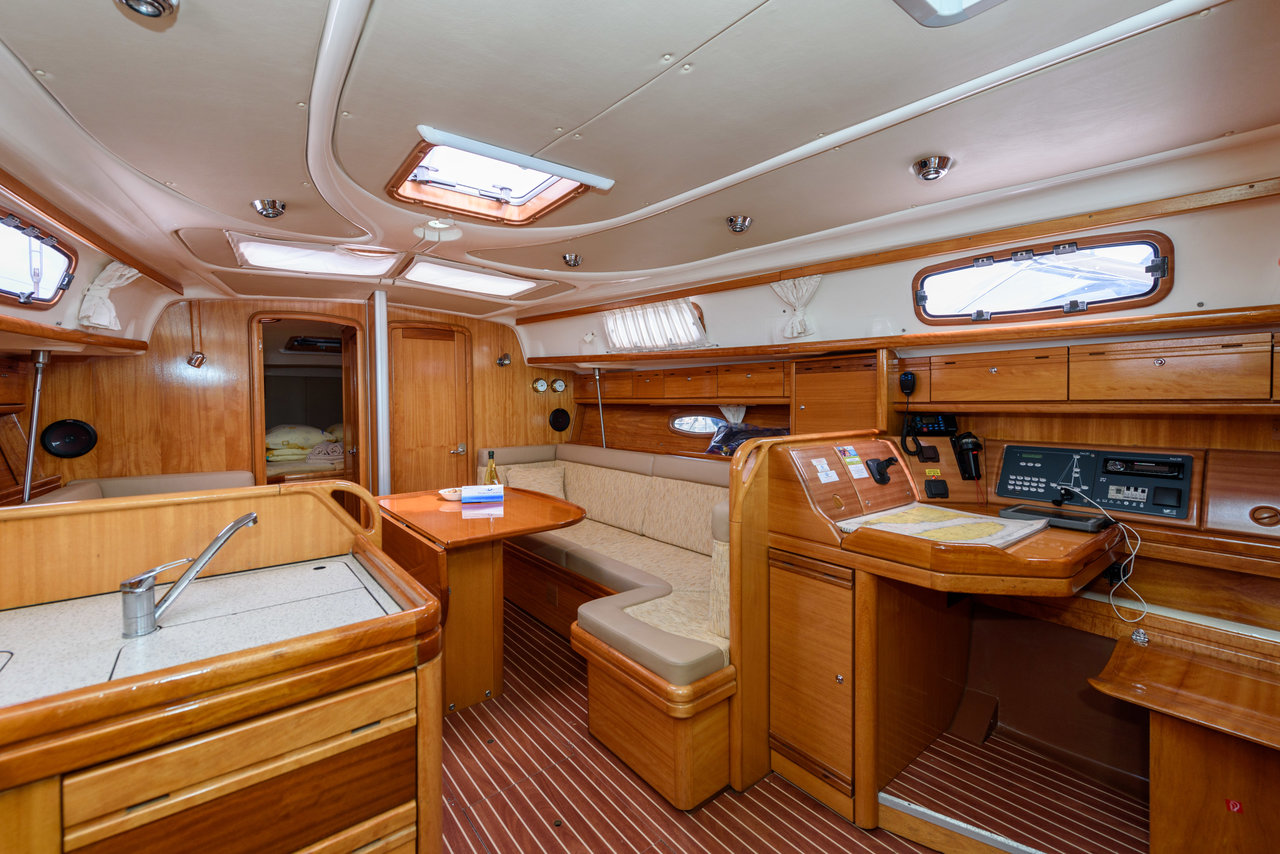 Photo #4 - Bavaria 37 Cruiser (Katarina) in Trogir - 36557