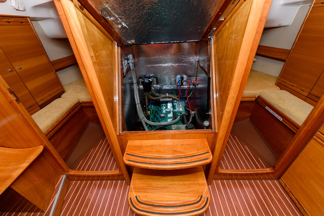 Photo #10 - Bavaria 37 Cruiser (Katarina) in Trogir - 36557