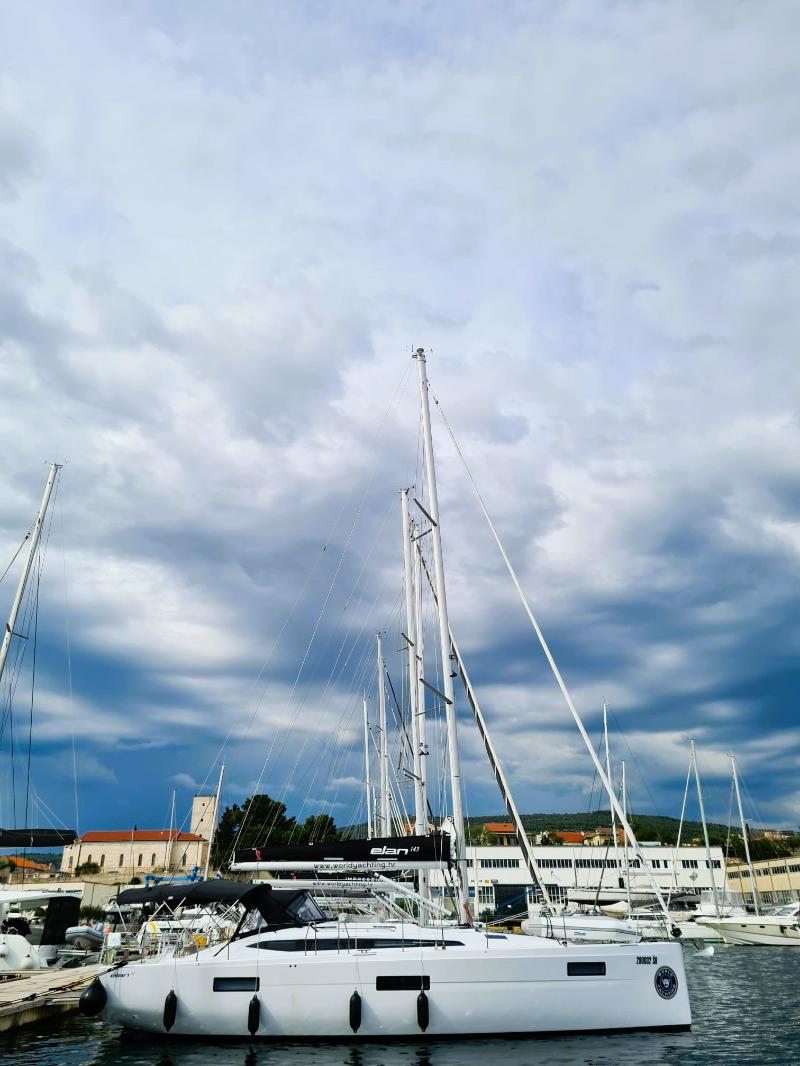 Photo #5 - Elan Impression 45 - 4 cab. (First Edition) in Sibenik - 36643